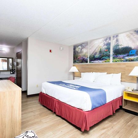 Days Inn By Wyndham Dayton Huber Heights Northeast Buitenkant foto