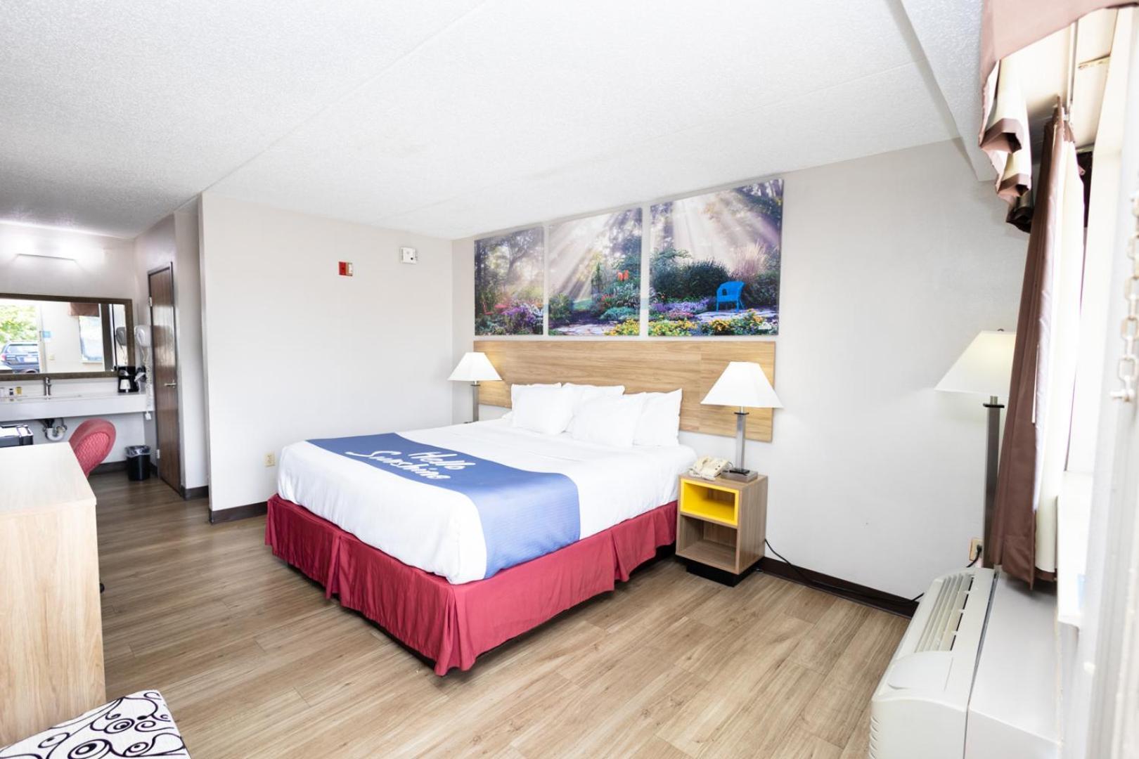 Days Inn By Wyndham Dayton Huber Heights Northeast Buitenkant foto