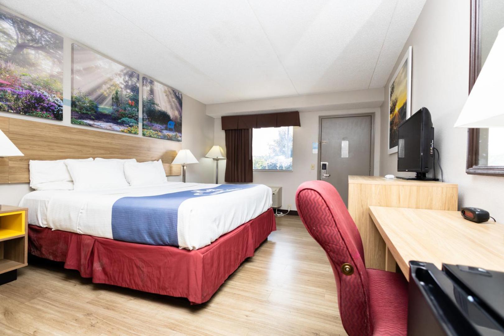 Days Inn By Wyndham Dayton Huber Heights Northeast Buitenkant foto