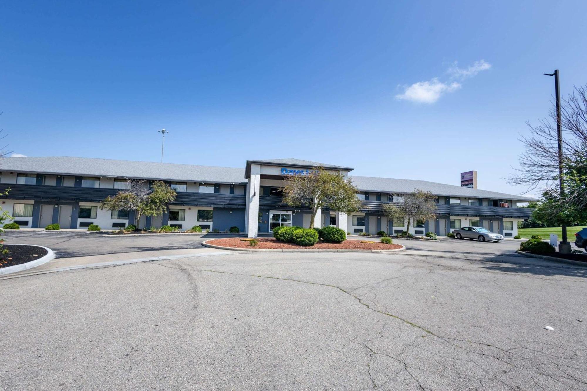 Days Inn By Wyndham Dayton Huber Heights Northeast Buitenkant foto